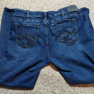 Silver Jeans Suki Straight